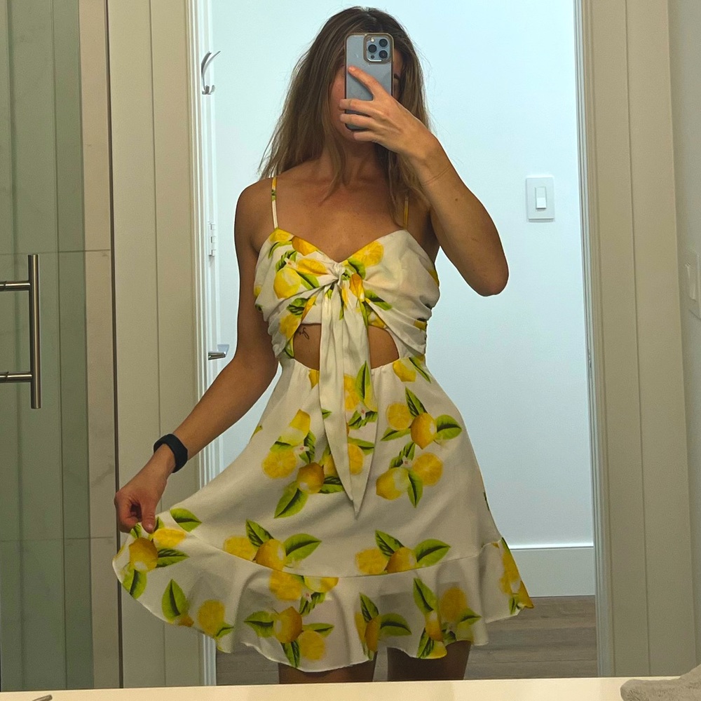 Lemon sundress